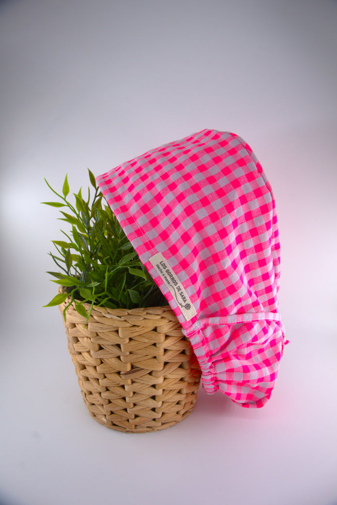 Gorro pelo largo normal -Rosa flúor & lavanda