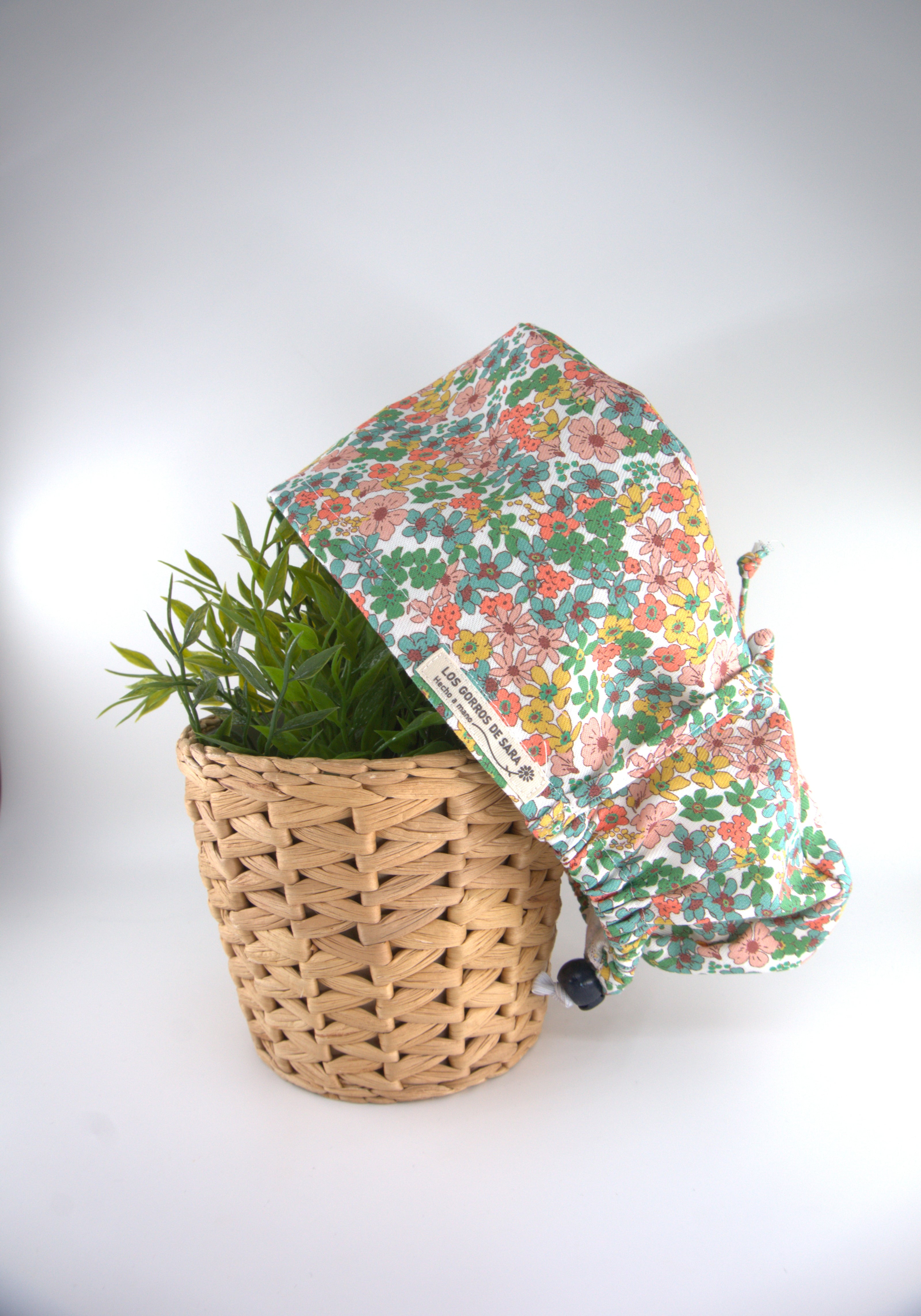 Gorro pelo largo ajustable - Primavera